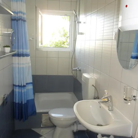 & Paula Guest house 3*
