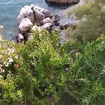 & Paula סטוברץ