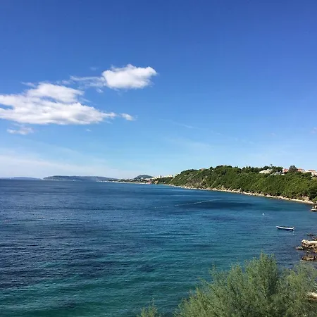 Gostinjska kuća & Paula 3*